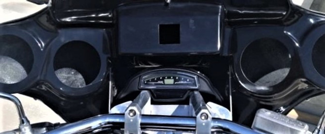 Suzuki M109 Batwing Fairing  inside view 
