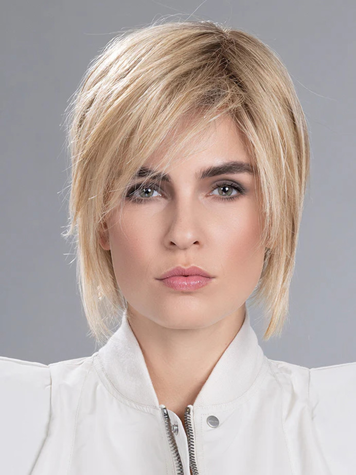 Magic | Ellen Wille | SANDY BLONDE ROOTED 26.22.16 | Front View