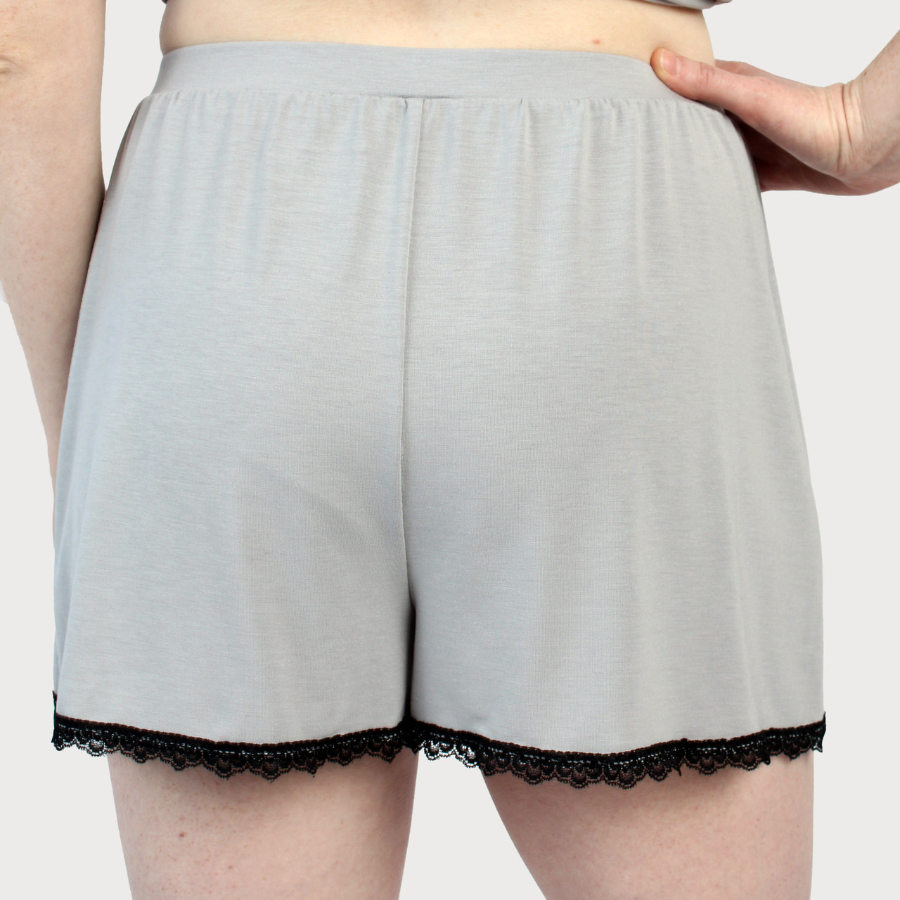 Lace Trim Tulip Shorts - Goodnighties
