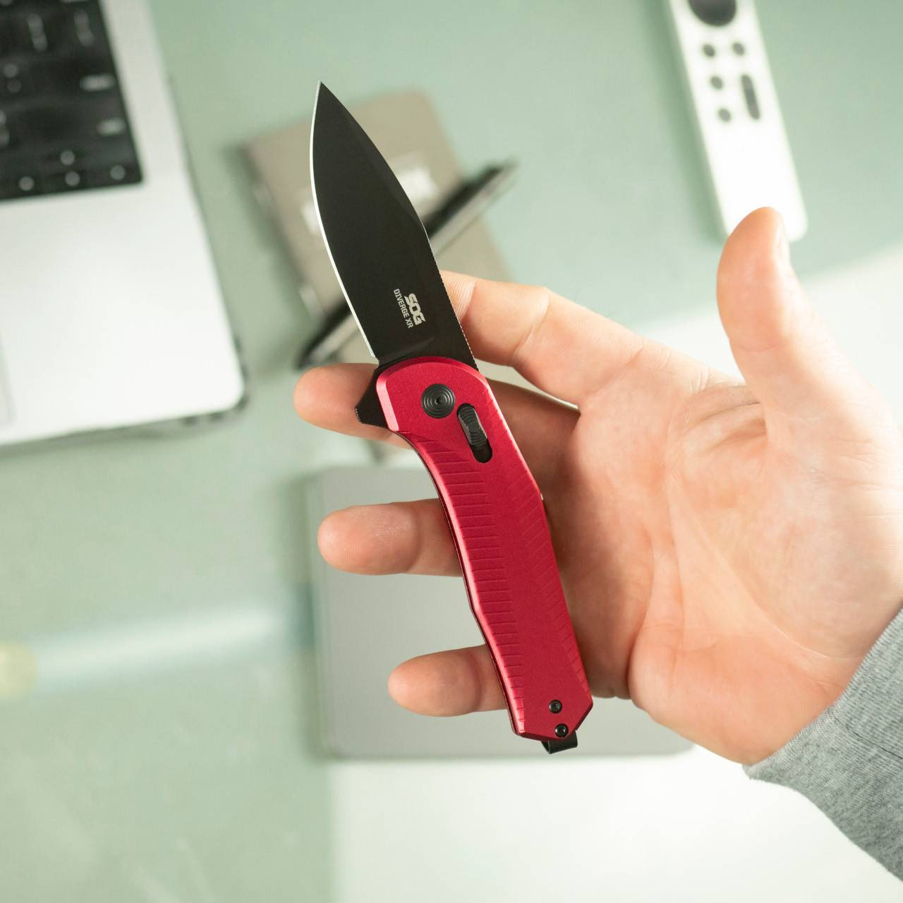 Diverge XR Drop Point - Dark Red + Black | Daily Carry Folding Knife