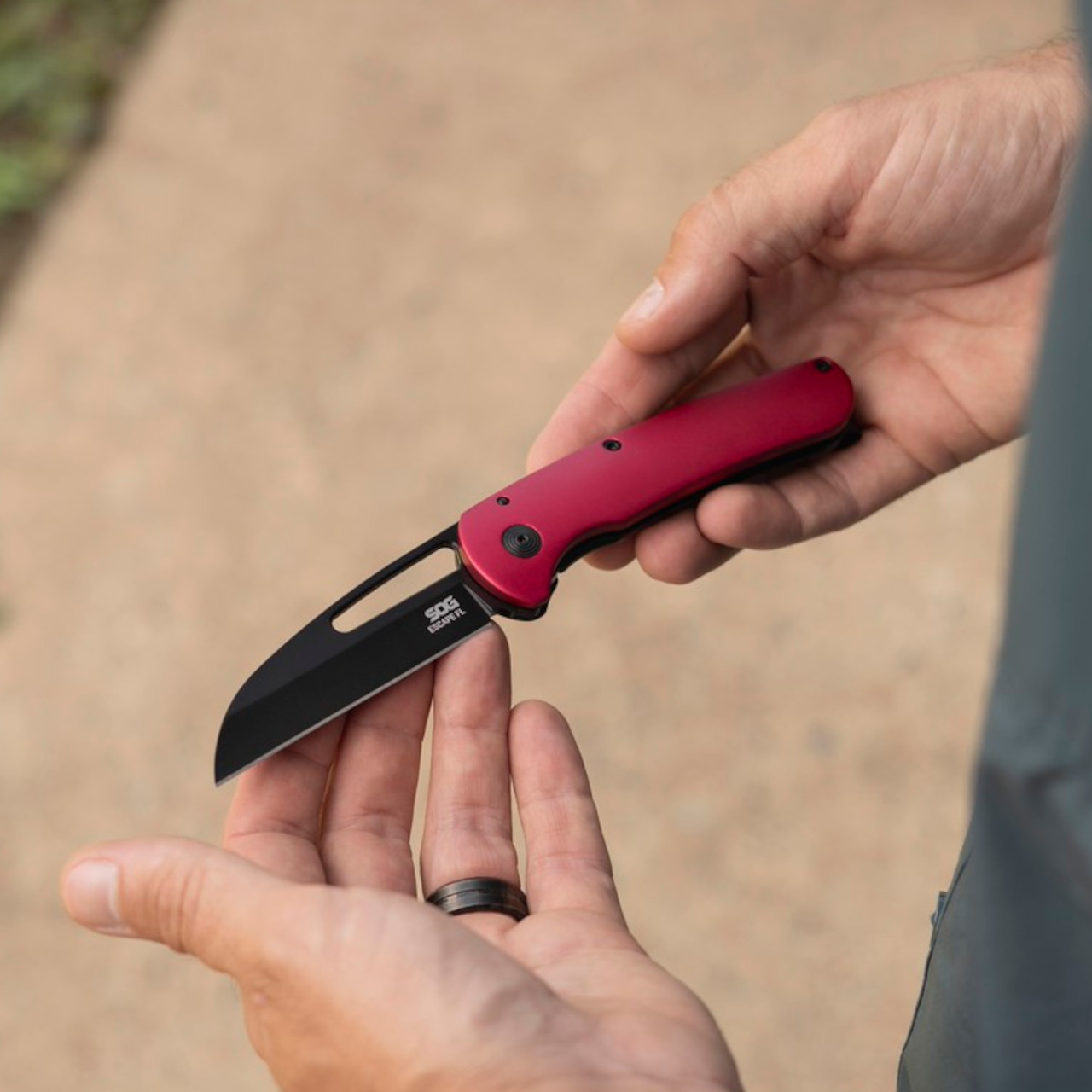 Escape FL - Red | Daily Carry Folding Knife