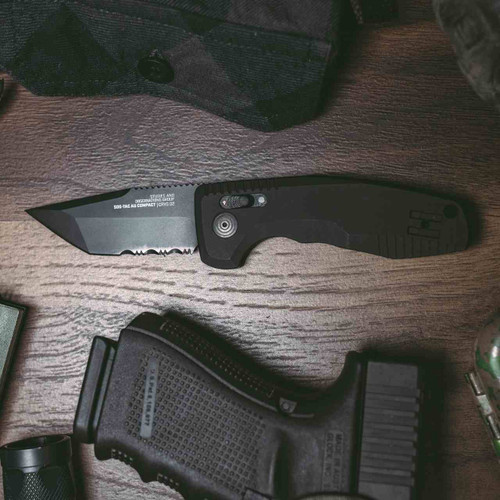 SOG-TAC AU COMPACT - TANTO, SERRATED