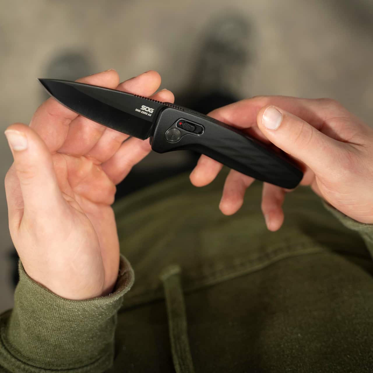 Ogawa ドリアングロ One-Zero AU - Black + Chrome | Daily Carry Automatic Knife