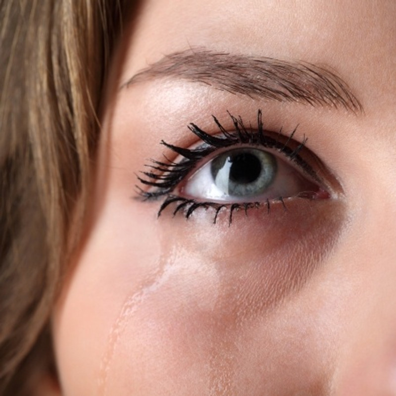 Watering eyes could be your makeup - All Natural Cosmetics