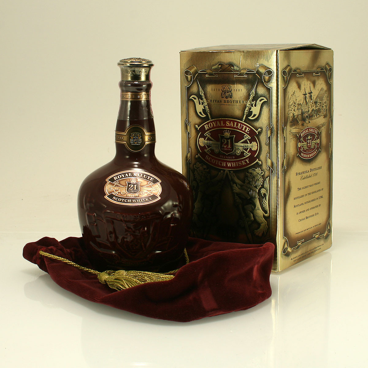 ロイヤルサリュート21年70cl 40GL blended, Wade Royal Salute 21 year old Ruby Wade Flagon Blended Scotch Whisky 40