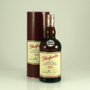 Glenfarclas 15 year old Highland Single Malt Scotch Whisky 46% 70cl Glenfarclas 15 year old Highland Single Malt Scotch Whisky 46% 70cl