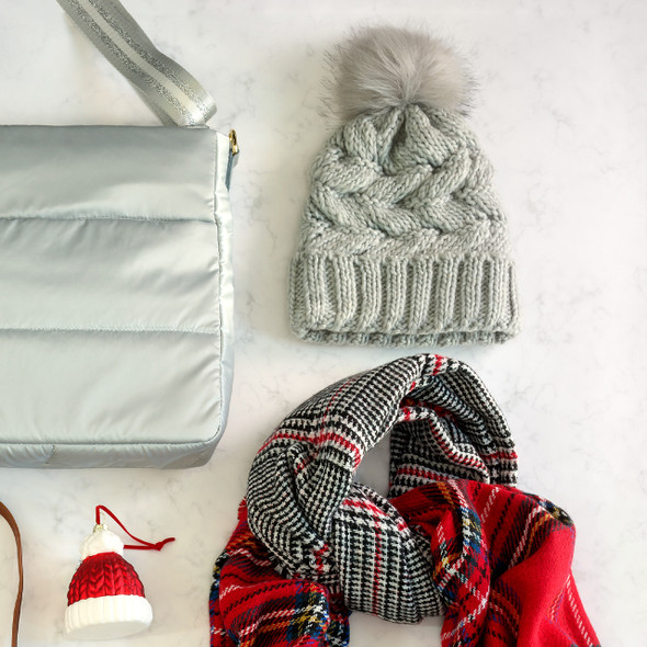Gray Chunky Zigzag Sweater Pom Beanie Gray Chunky Zigzag Sweater Pom Beanie
