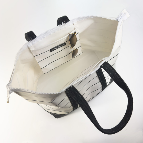 Stono Carryall Medium Zip Tote - White/Black