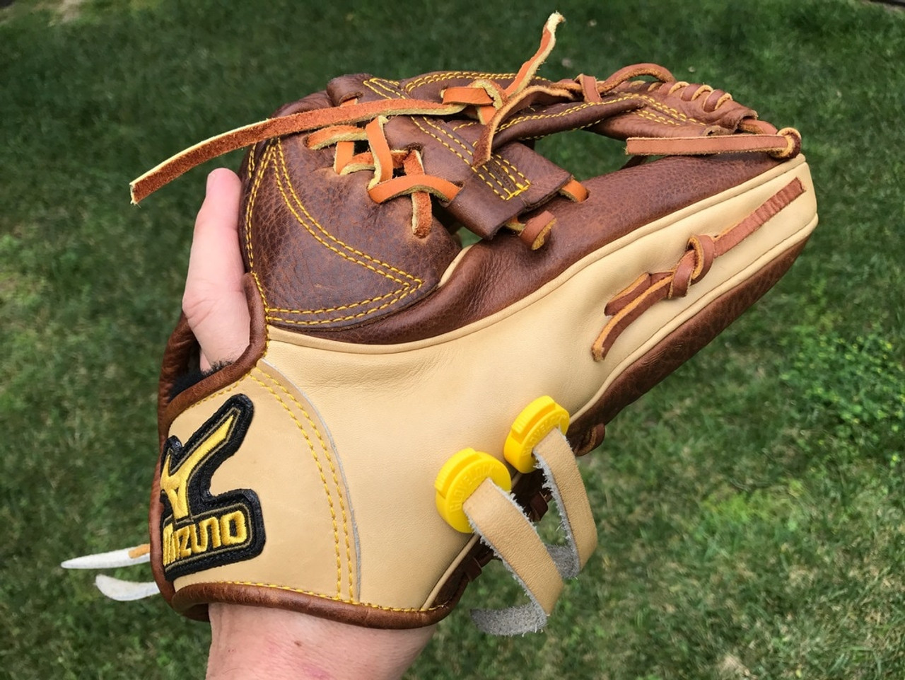 New BROWN TAN Glove Locks Keep Baseball Glove Laces Tight