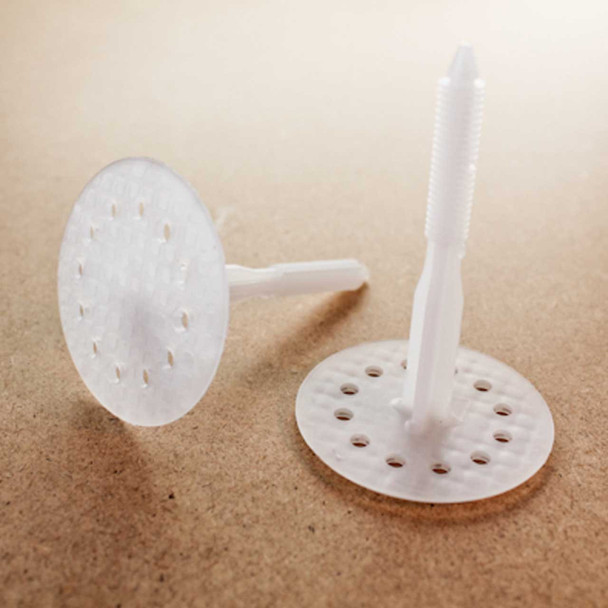 features a Round 2-3/8" diameter Plastic Tapered Plate features a Round 2-3/8" diameter Plastic Tapered Plate