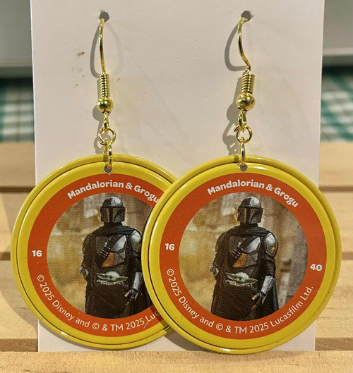 HANDMADE - Woolies Disney Disc Round Earrings - Mandolorian