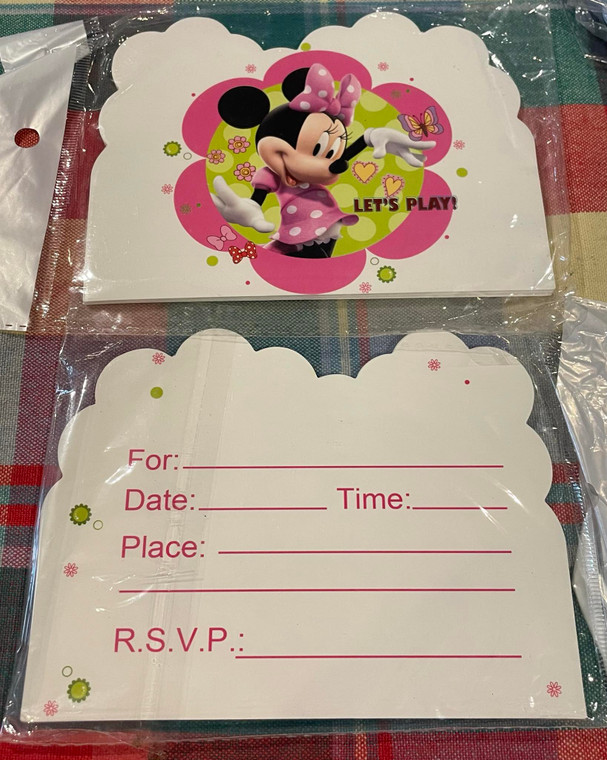 NEW Pack of 10 Minnie Mouse Birthday Party Invitations - Perfect for Party