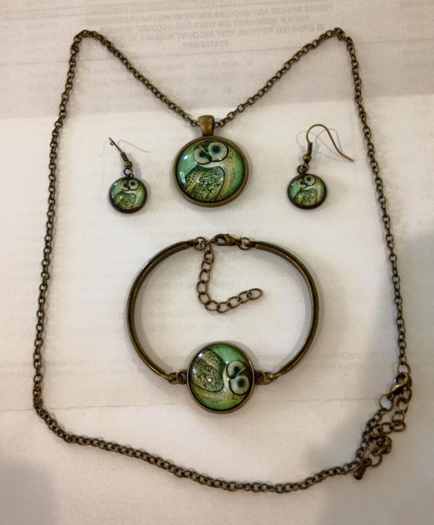 Cabochon Round Necklace, Bracelet & Earrings Set - Owl Design