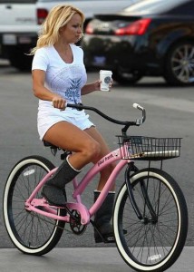 hot pink cruiser bike