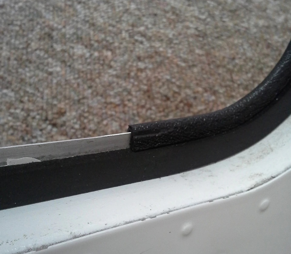 Cessna Window Trim. ADS-900T