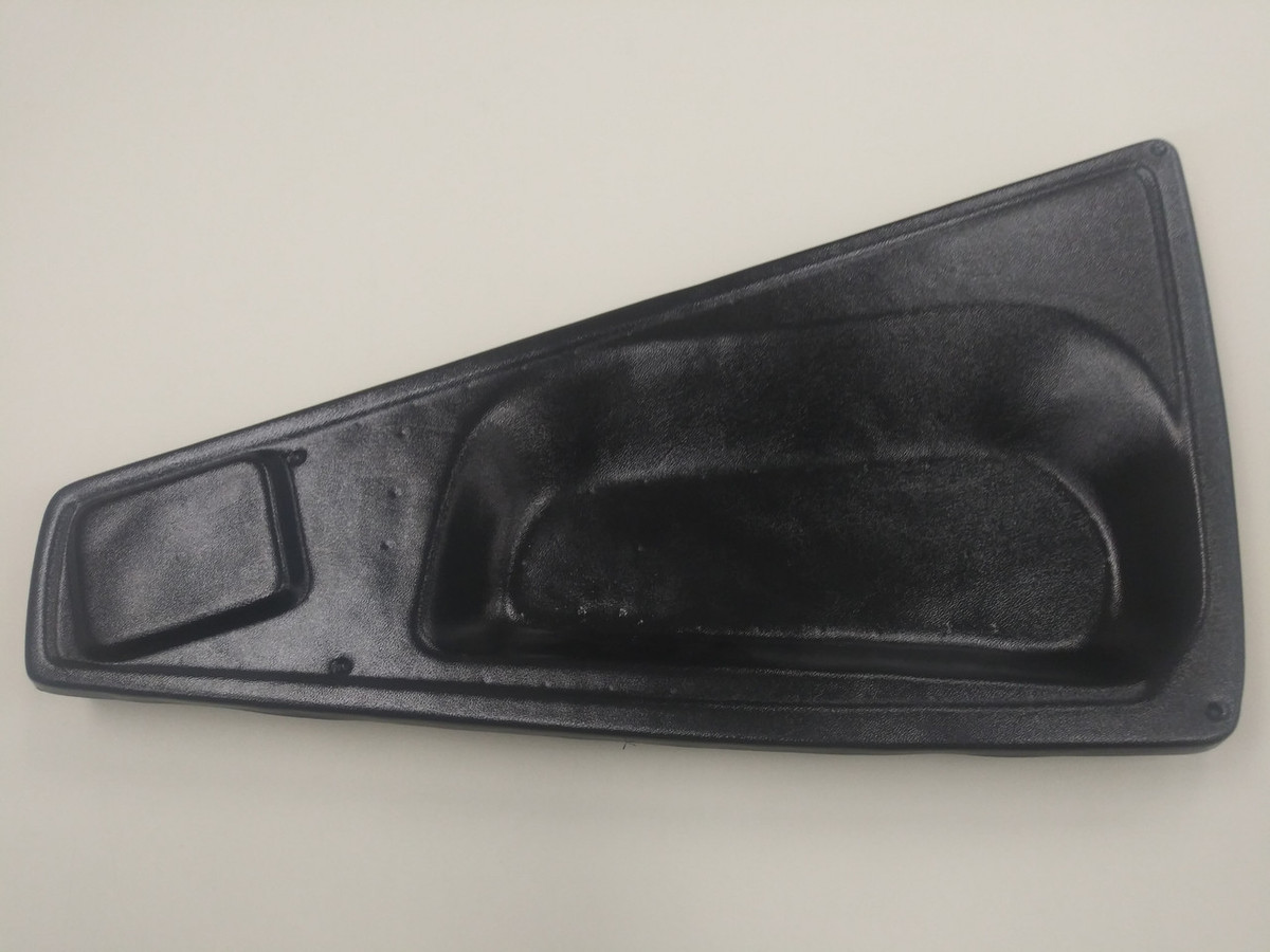 Piper PA-32 Rear Armrest RH. 059-P65768-01.