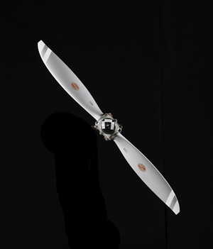 Piper Arrow Propellers and Spinners.