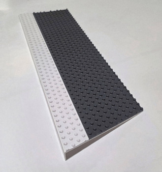 39841572001, Profusion Thomas Conventional Middle Step (2nd Step) - Gray/White NM Pebble