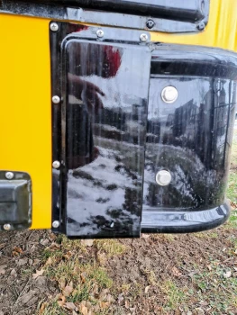 IN120R, Right Bumper End Cap