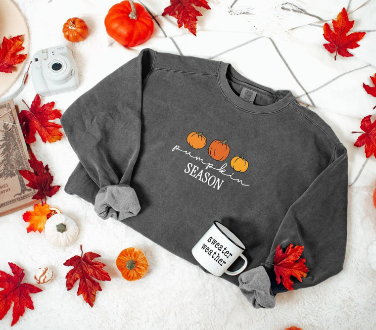 Pumpkin Season Sweatshirt Halloween Crewneck Three Pumpkins Sweatshirt Fall Shirt Thanksgiving Fami Z915-wRKNkB7o2CO2