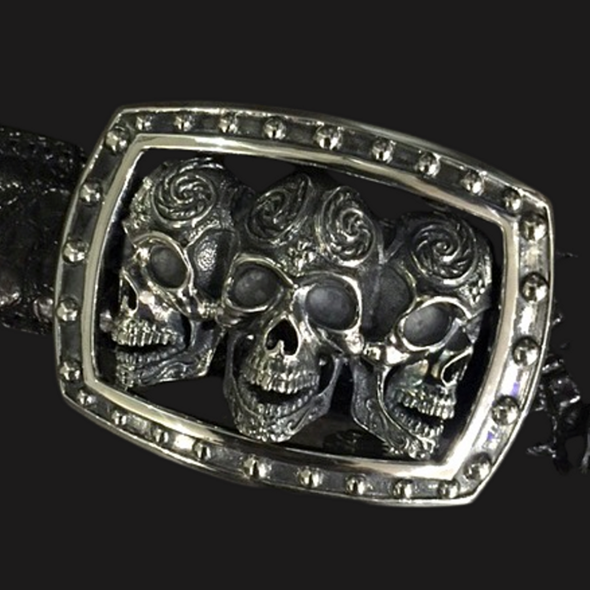 Guardian Skull Belt Buckle in Solid Sterling Silver