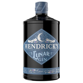 A single black bottle showing the Hendricks logo in the centre of a diamond label with images of moon and constellations