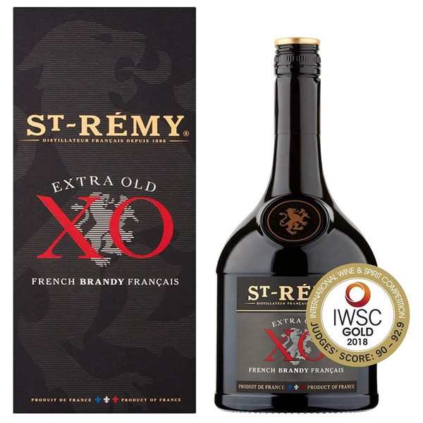 A single black bottle that showcases the lion logo against the neck, with the ST Remy name in gold on the black label.