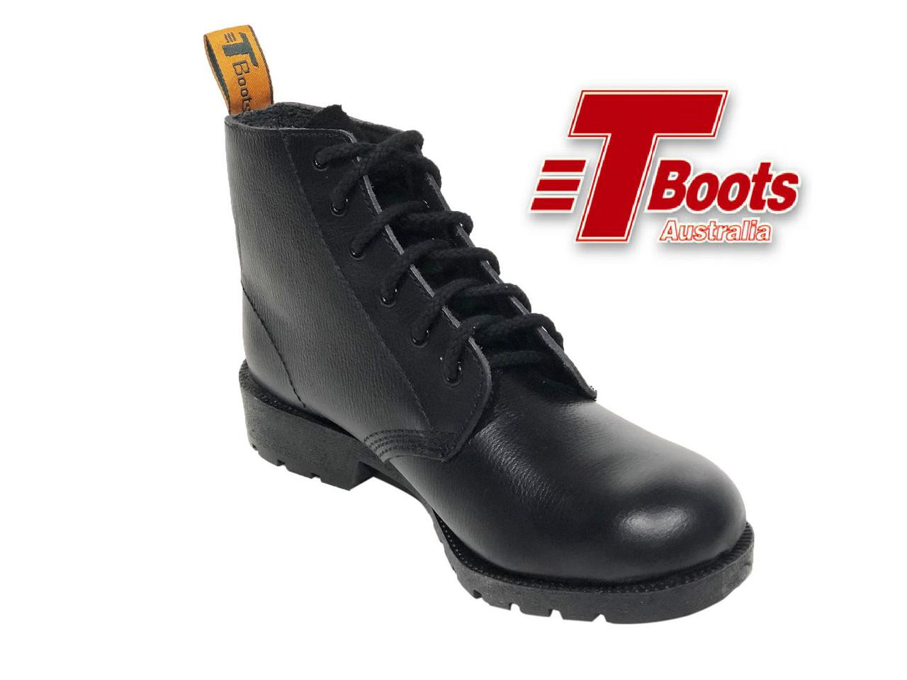 T Boots Black D20 (Size 8)