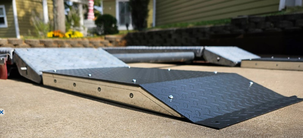 Nussbaum Low Profile Ramps for Jumbo 7 and 9 - Scissor Lift