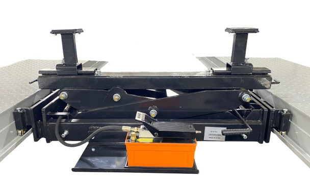 Triumph Combo NTR-32  + 2 x RJ15000 -  32000 lbs Four Post Auto Lift Triumph Combo NTR-32  + 2 x RJ15000 -  32000 lbs Four Post Auto Lift