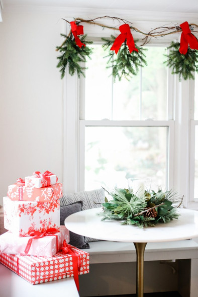 Lake Shore Estates Centerpiece With Glass Hurricane 20"