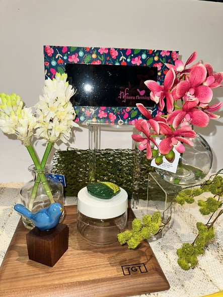 White Hyacinth in Clear Glass Vase  10.5" 