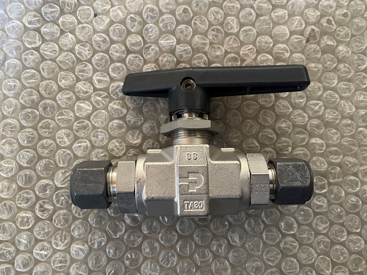 Parker Ball Valve P/N 8Z(A)-B8LJ-SSP Size 1/2