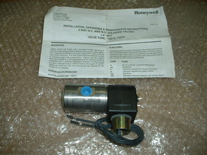 PARKERHANNIFIN Solenoid Valve P/N 73212SN2MN00N0C111Q3 Size 1/4" VOLT