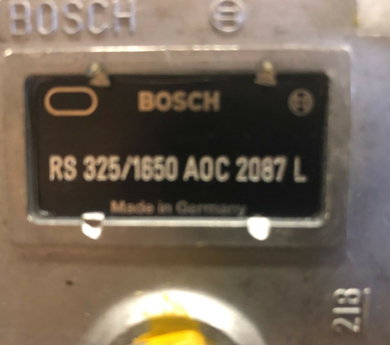 Bosch PUMP,FUEL,METERING AND DISTRIBUTING P/N 0400463115 RS3251650A0C 2087L  Other # 6726823087 Other# PES3A80D140/3RS324 S/N# F91846-18333 Up for sale  1- NSN 2910012398333 Name Value END ITEM IDENTIFICATION 4610-01-121-0161  GENERAL CHARA