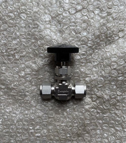 SWAGELOK VALVE GLOBE P/N SS1VS8