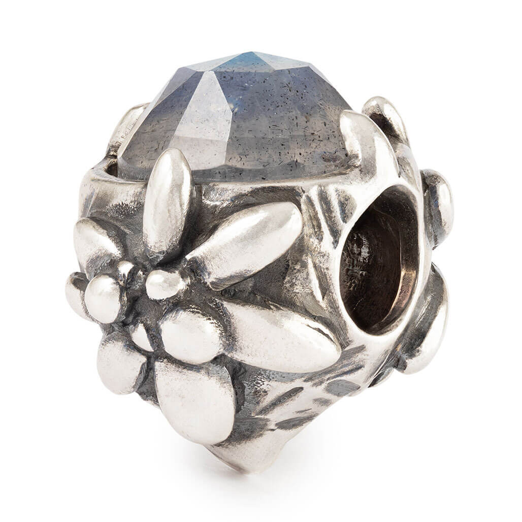 Mountain Edelweiss People's Bead 2025 | Trollbeads Akron