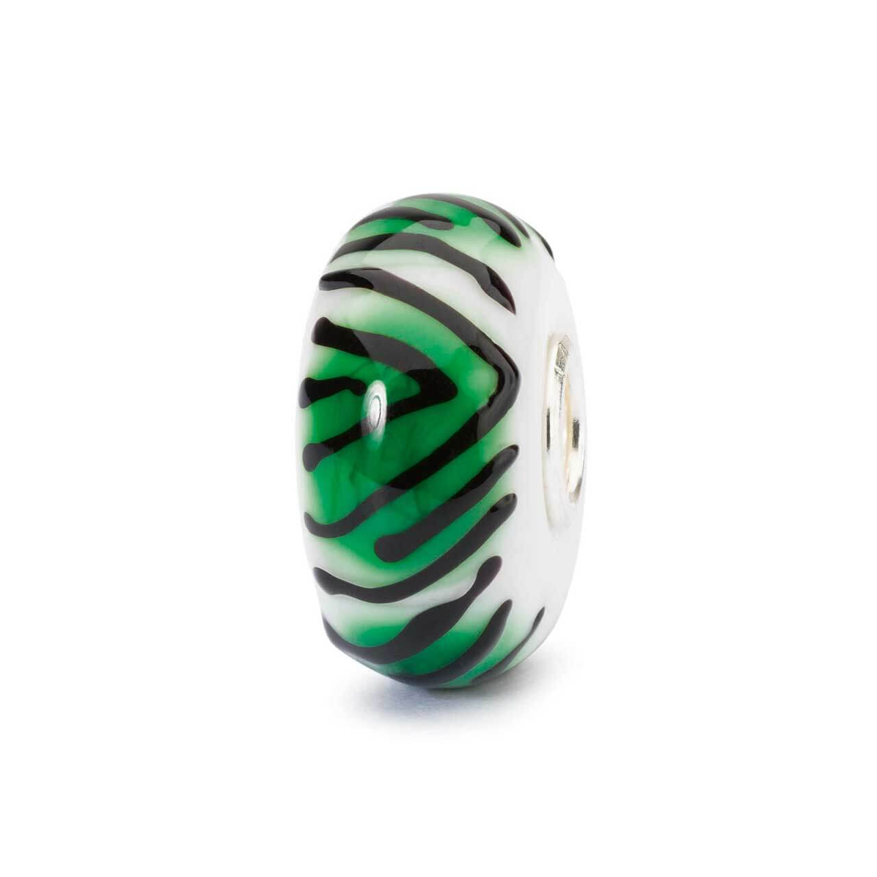 https://cdn11.bigcommerce.com/s-45a3a/images/stencil/1280x1280/products/7948/17328/trollbeads_emerald_tiger__10214.1551406099.jpg?c=2