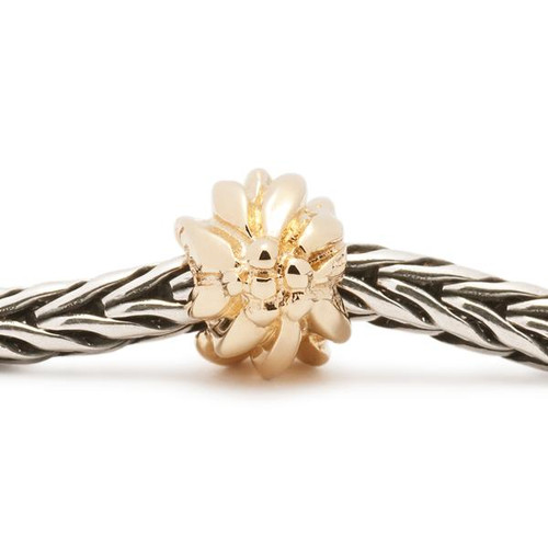 Trollbeads Gold Charm Forget Me Not on Troll Bracelet