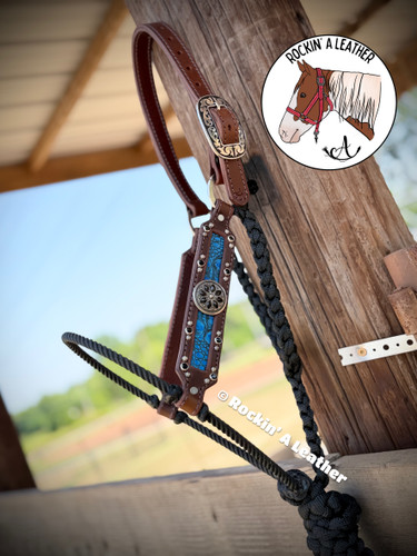 In Stock - Glue Gator Lariat Halter w Lead