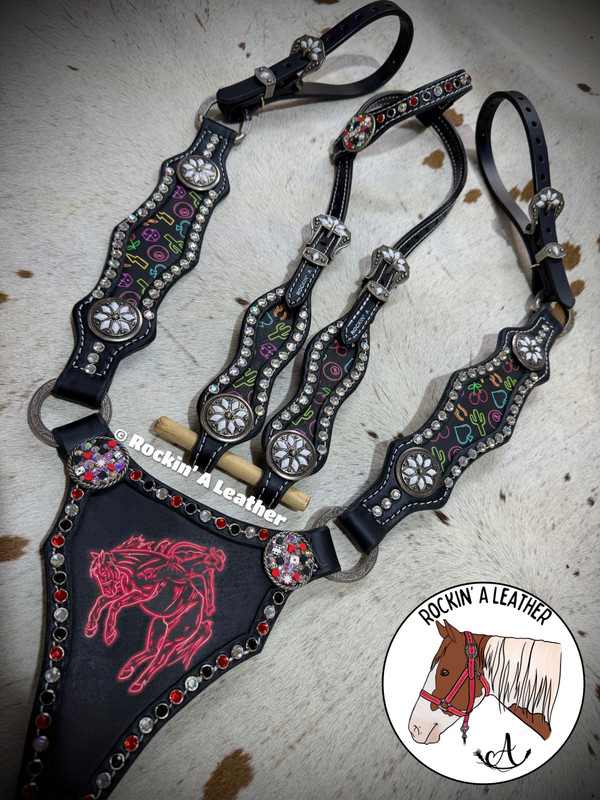 In Stock - Neon Bronc Feeling Lucky Tack Set