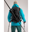 Arc'teryx Micon 32 - Black - diagonal ski carry