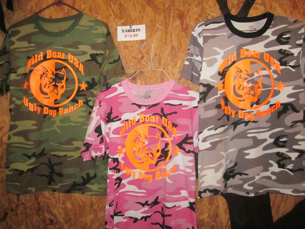 VINTAGE CAMO HOG DOG TSHIRT (Green) Wild Boar USA/Ugly Dog Ranch