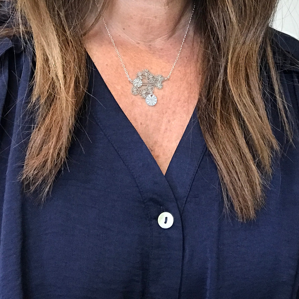 Steel wattle necklace - Large