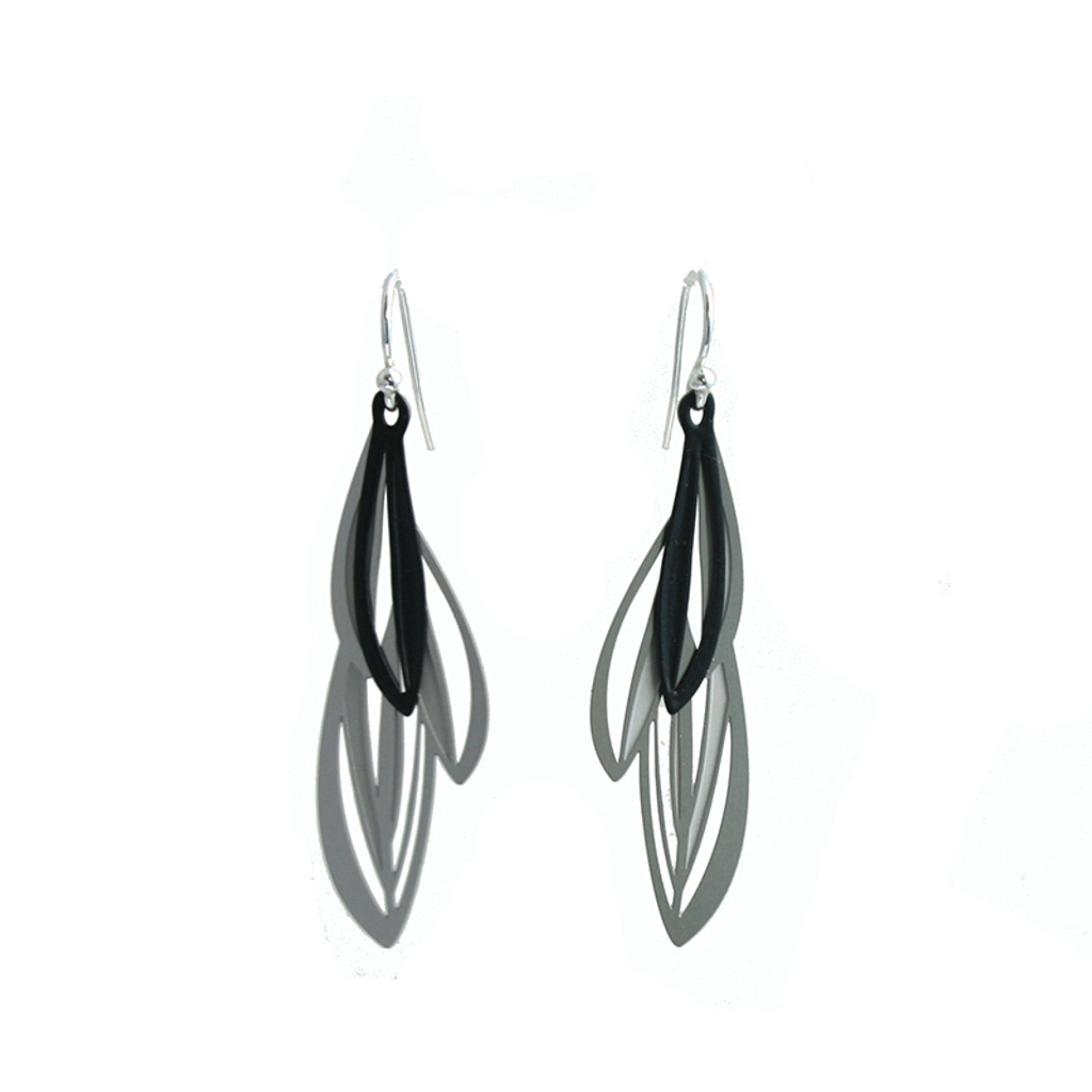 Double leaf earrings steel with black