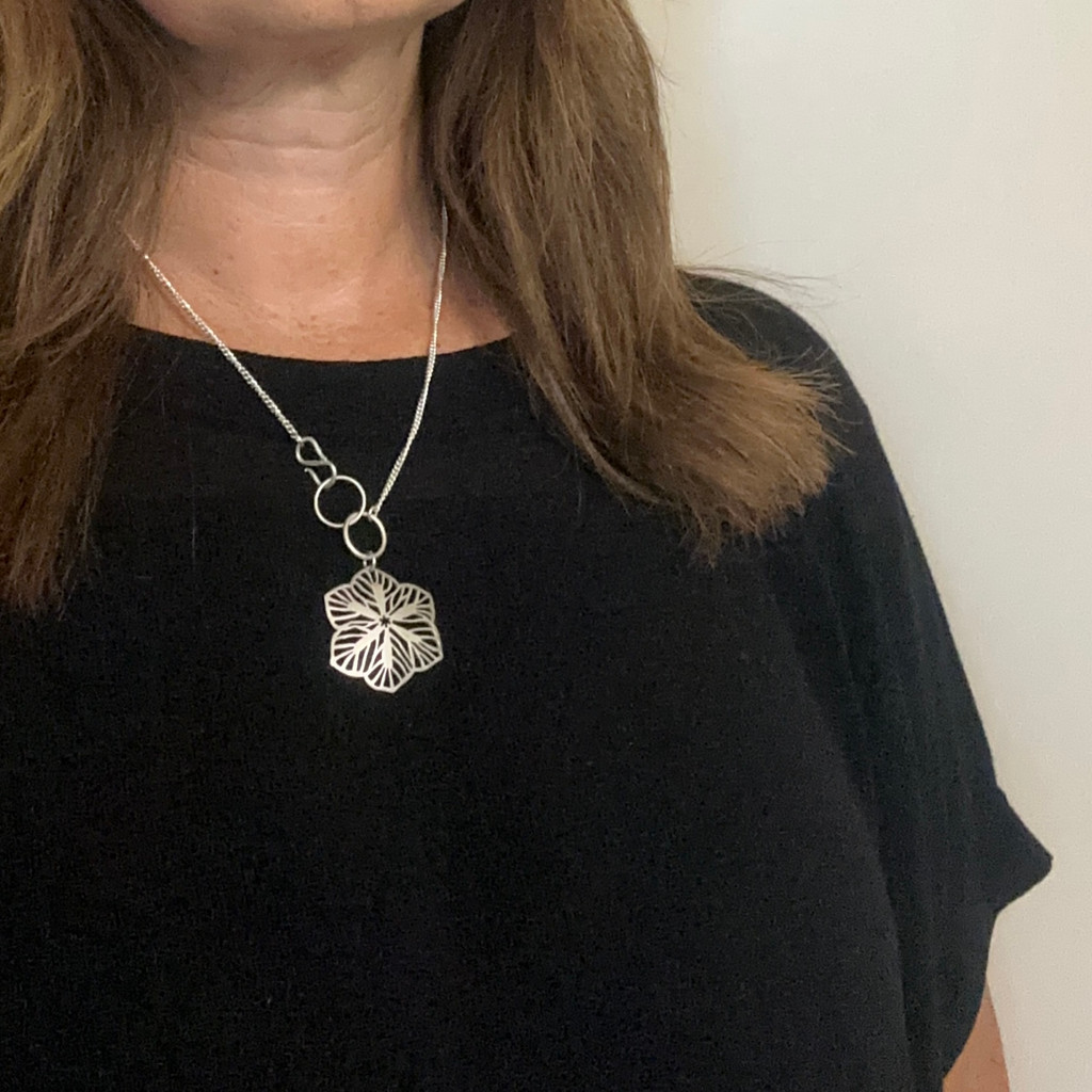 Sterling silver daisy pendant