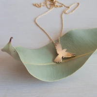 9ct gold cockatoo pendant 1