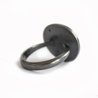 Leaf imprint tsavorite garnet disc  ring 