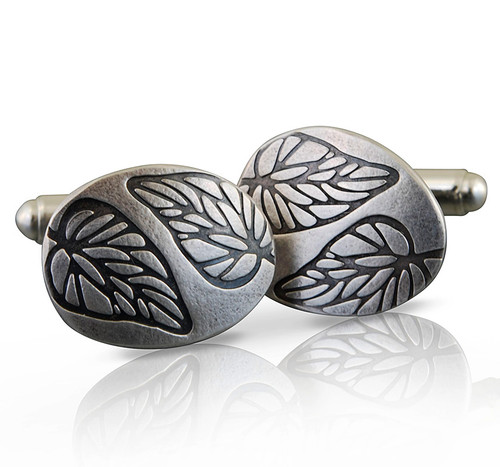 Embossed leaf cufflinks 1
