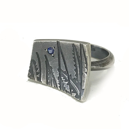 Banksia ring with sapphire